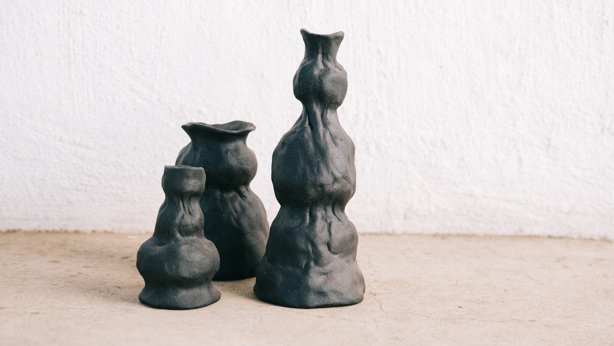 Black Clay Vessel_2